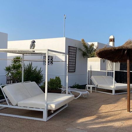 Apartamentos Livvo Coloradamar Playa Blanca  Zewnętrze zdjęcie