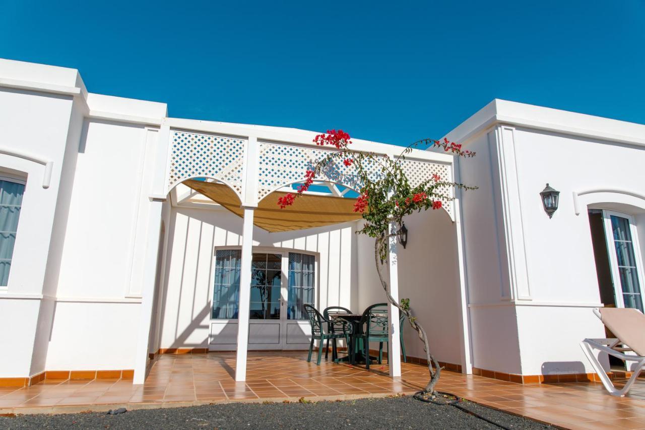 Apartamentos Livvo Coloradamar Playa Blanca  Zewnętrze zdjęcie