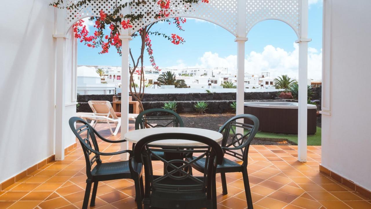 Apartamentos Livvo Coloradamar Playa Blanca  Zewnętrze zdjęcie