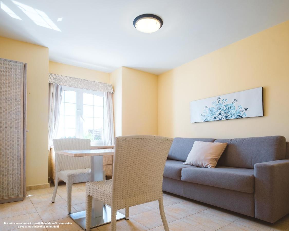 Apartamentos Livvo Coloradamar Playa Blanca  Zewnętrze zdjęcie