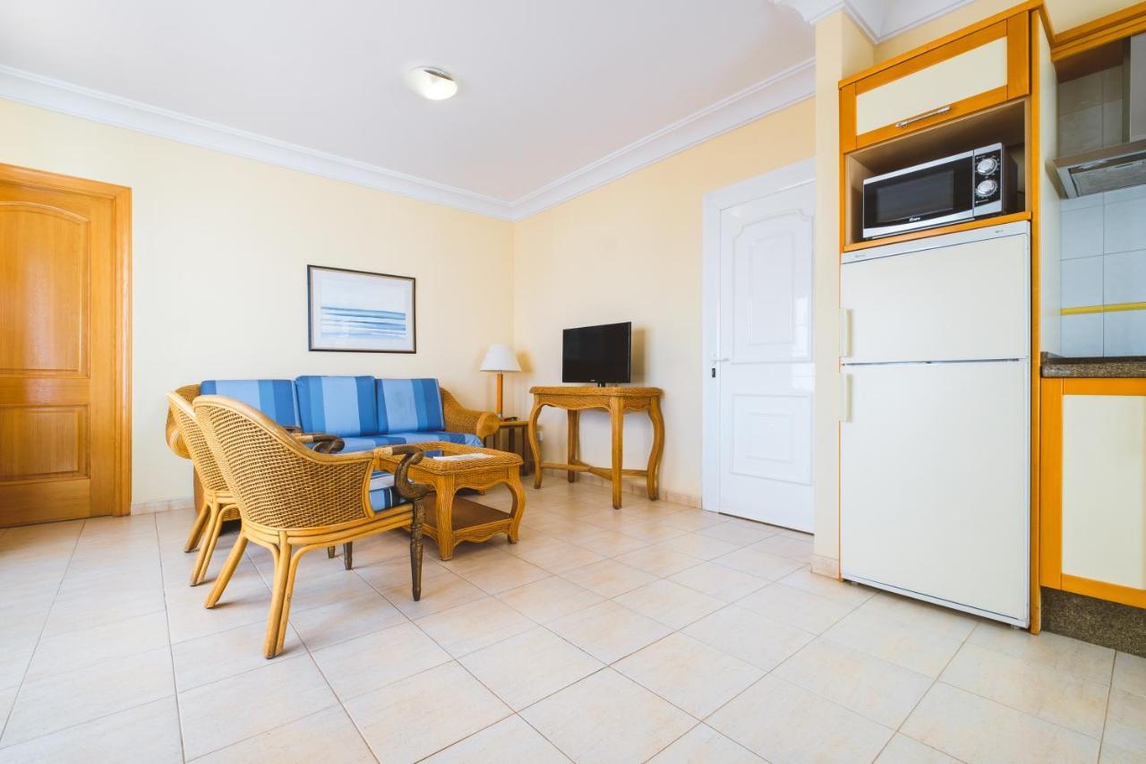 Apartamentos Livvo Coloradamar Playa Blanca  Zewnętrze zdjęcie