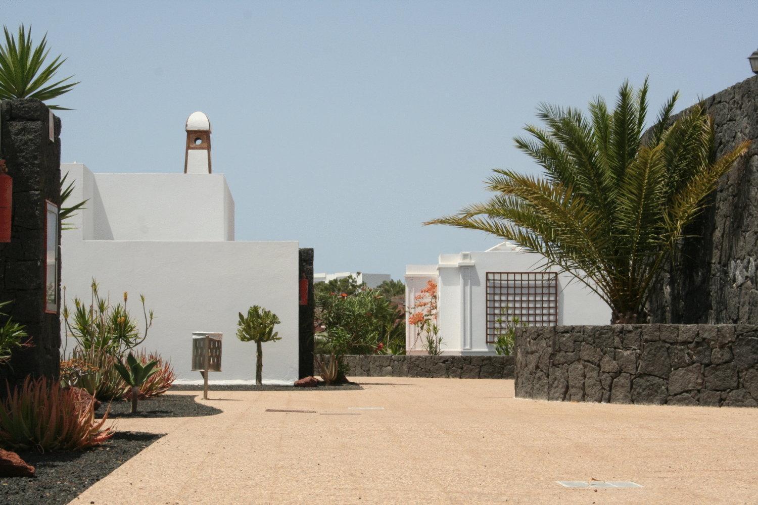 Apartamentos Livvo Coloradamar Playa Blanca  Zewnętrze zdjęcie