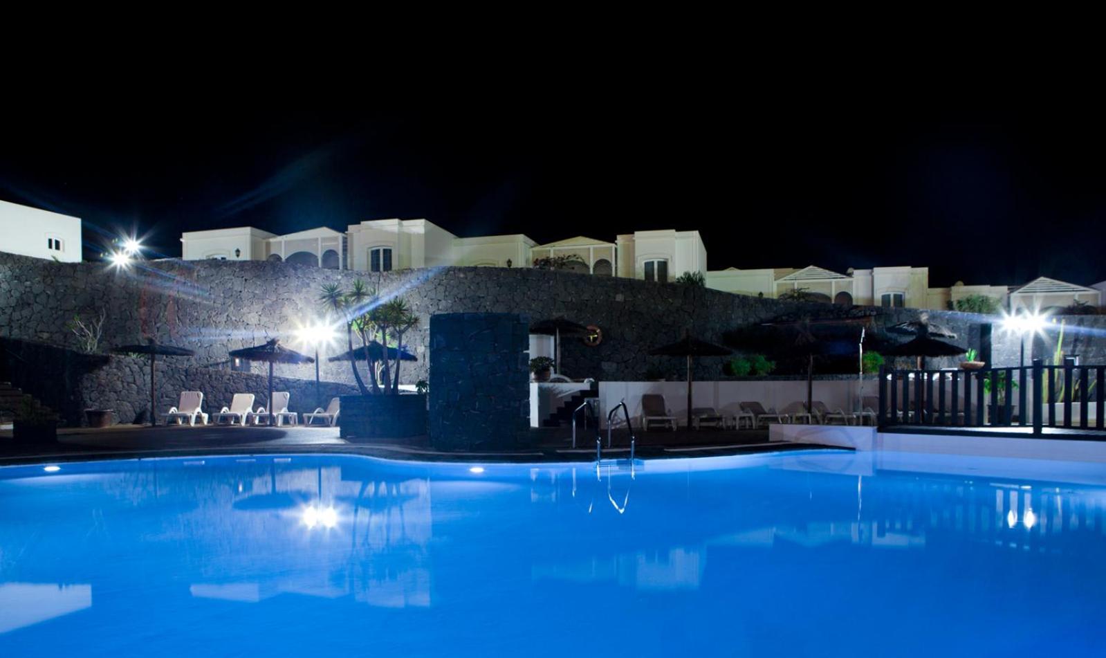 Apartamentos Livvo Coloradamar Playa Blanca  Zewnętrze zdjęcie